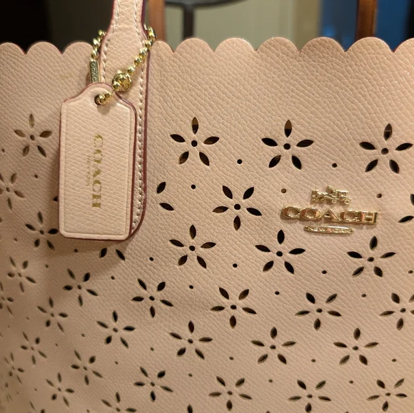 Coach sparkly Light Pink Laser Cut Floral Cutout City Tote and Wallet - Picture 2 of 14